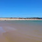 Διαμέρισμα T1encosta Da Marina-lagos *